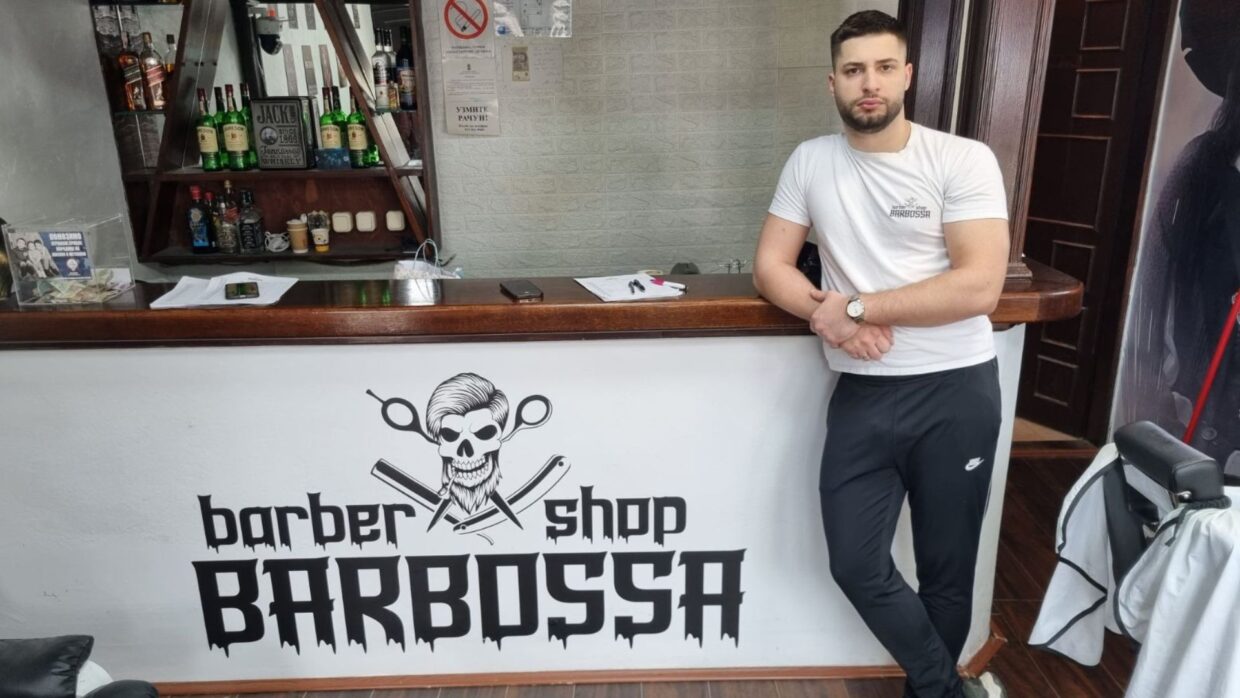 Makaze, stil i strast: Nemanja iz barber shopa Barbossa o putu do uspeha