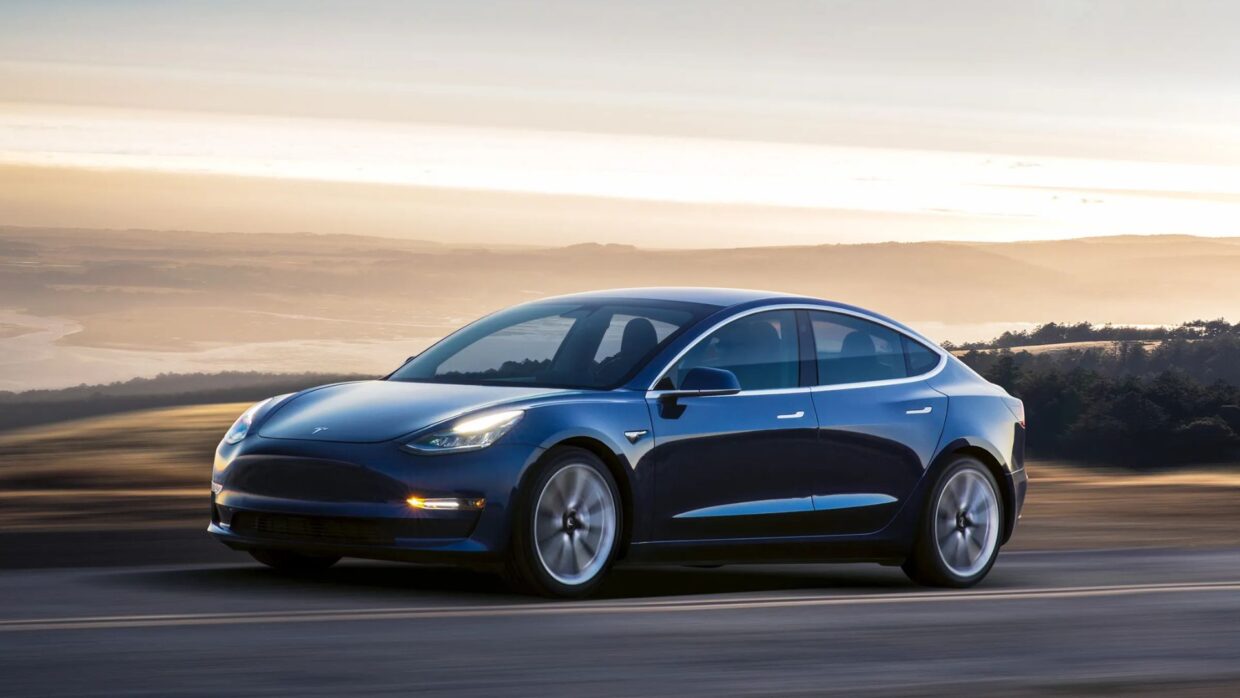 Sudija: Tesla obmanjivala kupce marketingom za Autopilot i Full Self-Driving